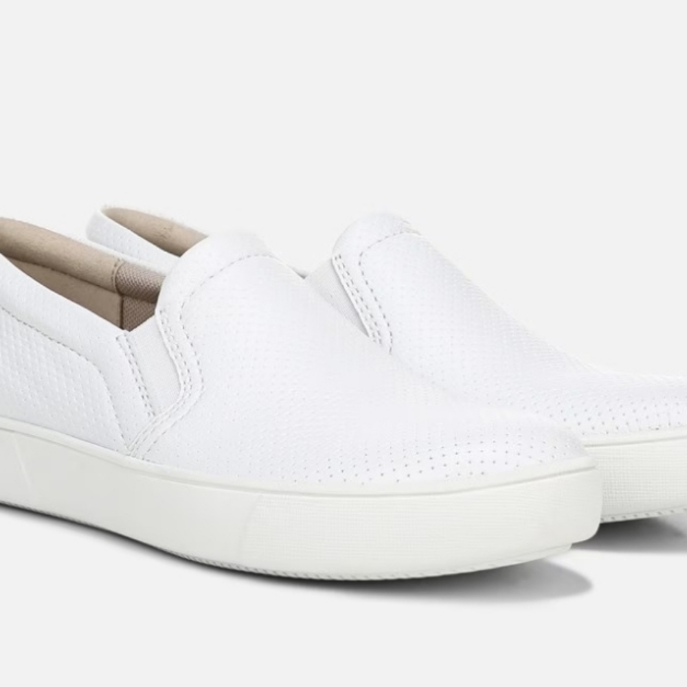 Naturalizer Womens Marianne Casual Slip On Sneakers - Size: 9.5